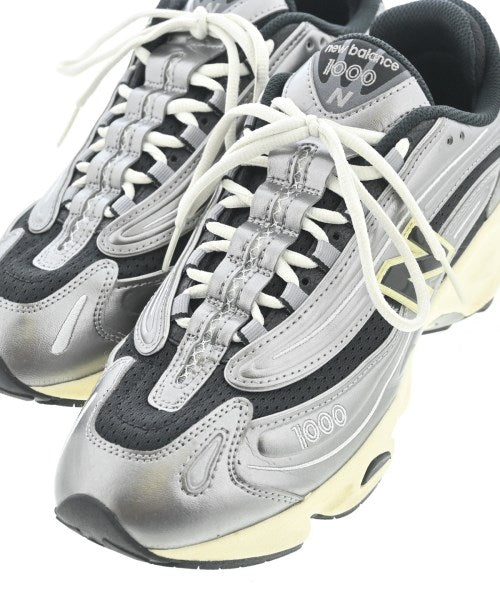 New Balance รองเท้าผ้าใบ