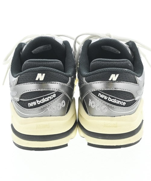 New Balance รองเท้าผ้าใบ