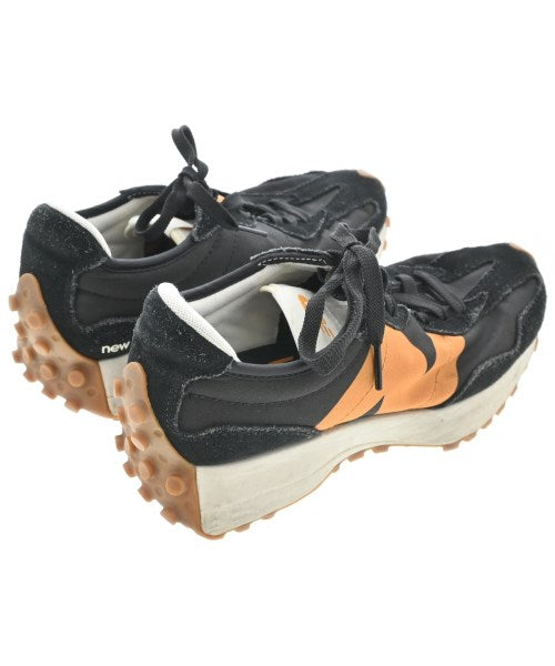 New Balance รองเท้าผ้าใบ