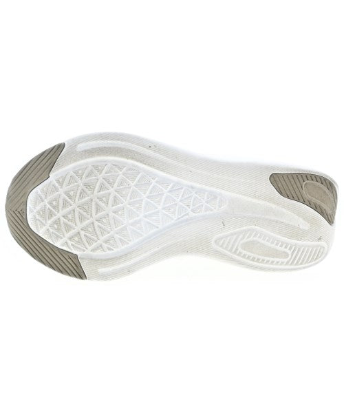 New Balance รองเท้าผ้าใบ
