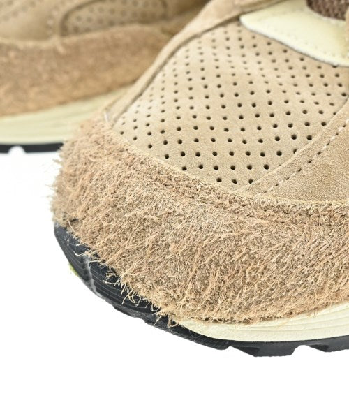 KITH รองเท้าผ้าใบ