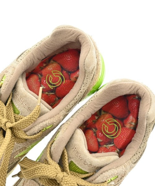 KITH รองเท้าผ้าใบ