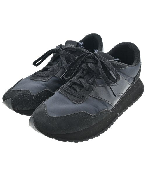New Balance รองเท้าผ้าใบ