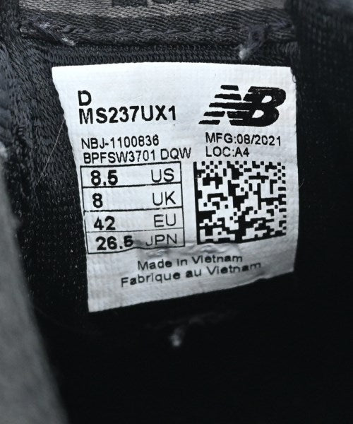 New Balance รองเท้าผ้าใบ