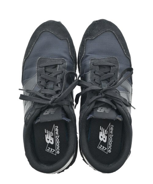 New Balance รองเท้าผ้าใบ