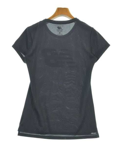 New Balance เสื้อยืด/เสื้อท็อปส์