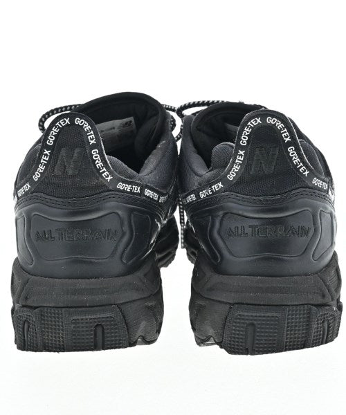 New Balance รองเท้าผ้าใบ