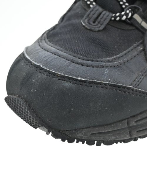 New Balance รองเท้าผ้าใบ