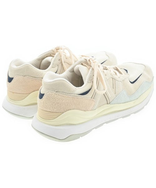 New Balance รองเท้าผ้าใบ