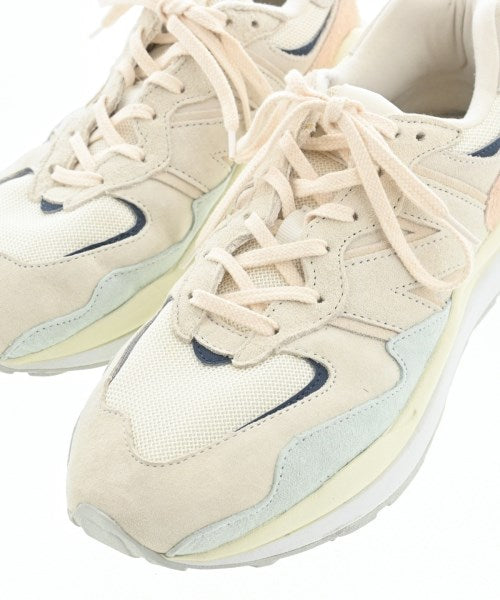 New Balance รองเท้าผ้าใบ