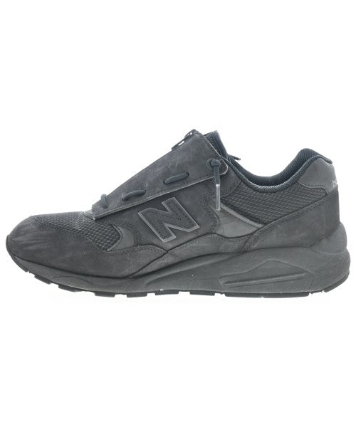 New Balance รองเท้าผ้าใบ