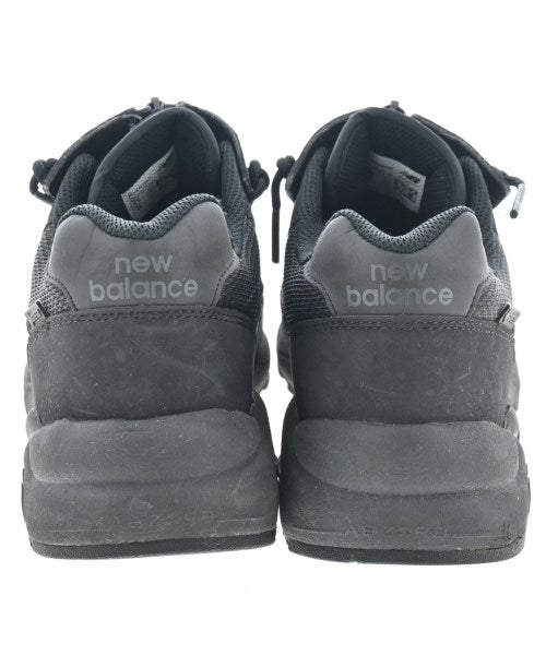 New Balance รองเท้าผ้าใบ