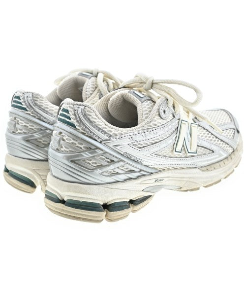 New Balance รองเท้าผ้าใบ