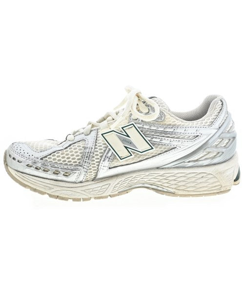 New Balance รองเท้าผ้าใบ