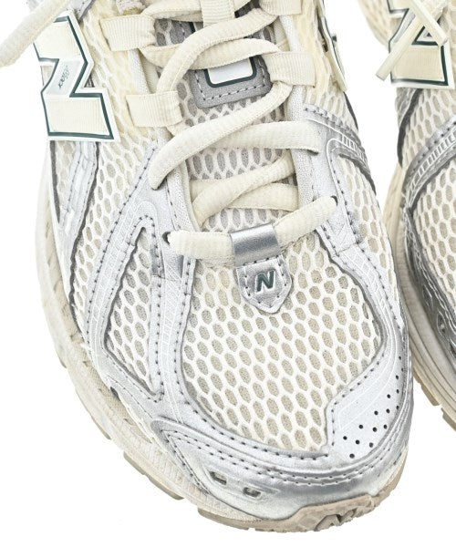 New Balance รองเท้าผ้าใบ
