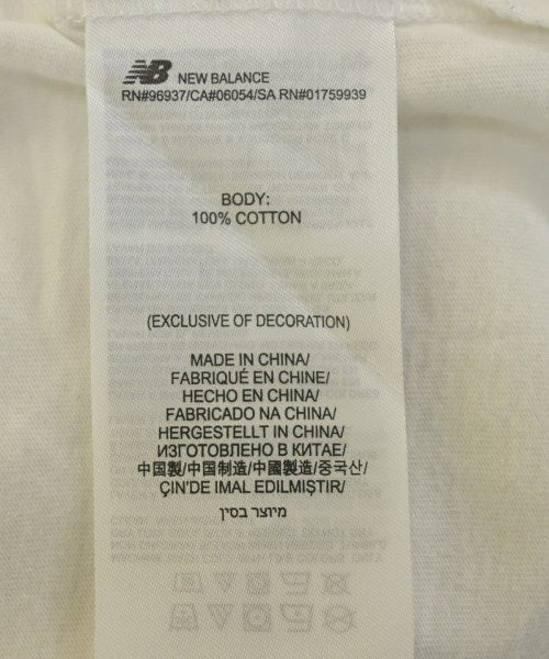 New Balance เสื้อยืด/เสื้อท็อปส์