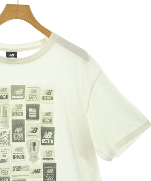New Balance เสื้อยืด/เสื้อท็อปส์