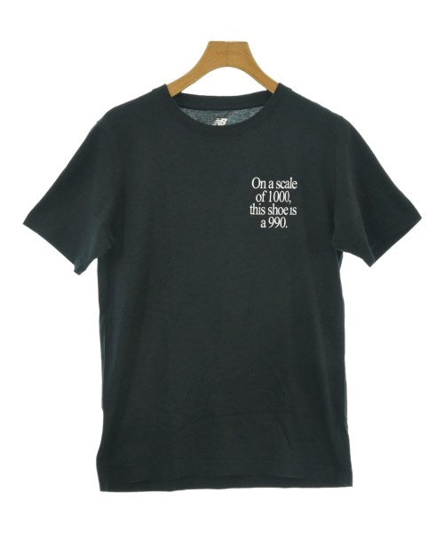 New Balance เสื้อยืด/เสื้อท็อปส์