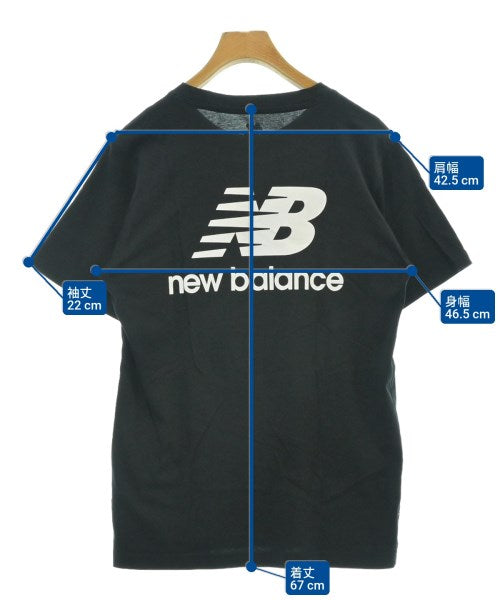 New Balance เสื้อยืด/เสื้อท็อปส์