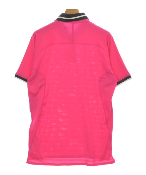 New Balance เสื้อยืด/เสื้อท็อปส์
