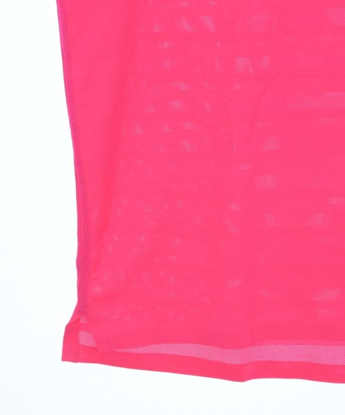 New Balance เสื้อยืด/เสื้อท็อปส์