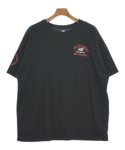 New Balance เสื้อยืด/เสื้อท็อปส์