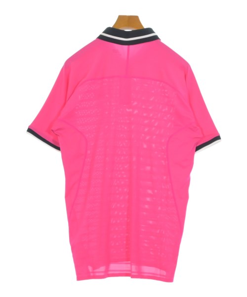 New Balance เสื้อยืด/เสื้อท็อปส์