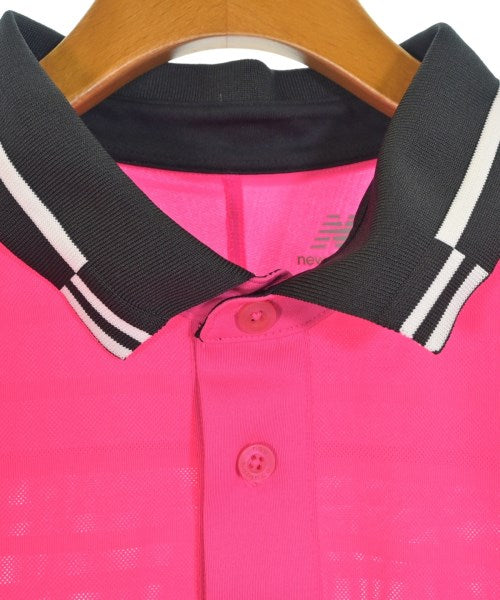 New Balance เสื้อยืด/เสื้อท็อปส์