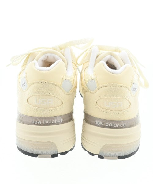 New Balance รองเท้าผ้าใบ