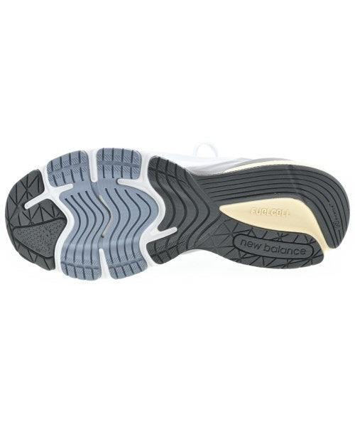 New Balance รองเท้าผ้าใบ