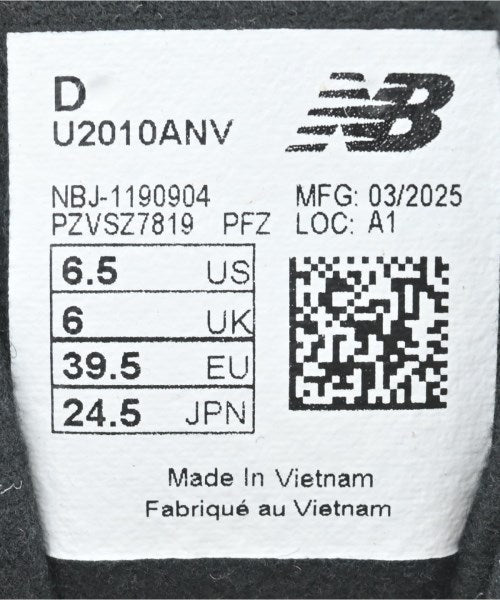 New Balance รองเท้าผ้าใบ