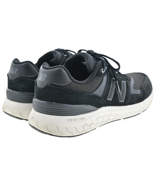 New Balance รองเท้าผ้าใบ
