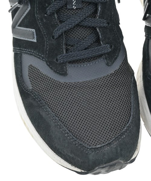 New Balance รองเท้าผ้าใบ