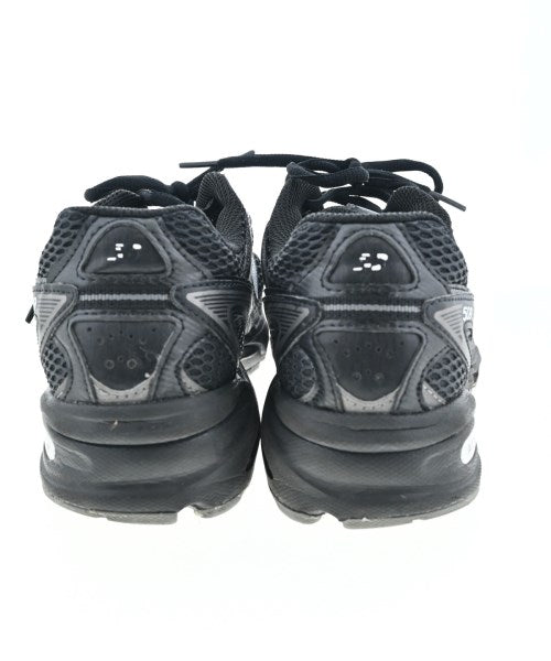 New Balance รองเท้าผ้าใบ