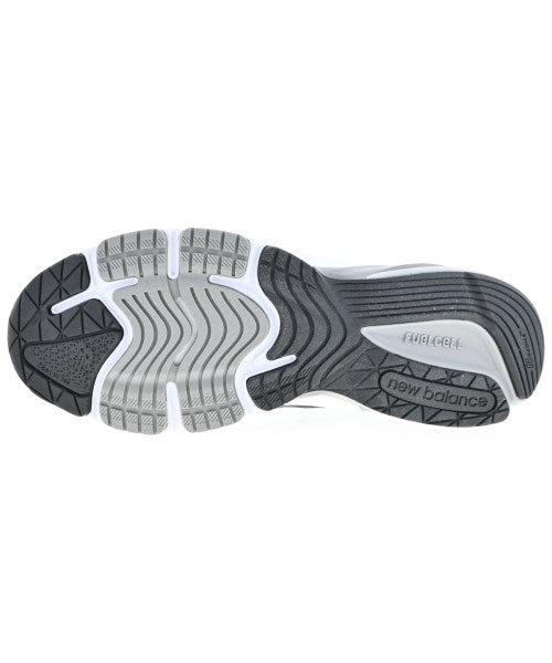 New Balance รองเท้าผ้าใบ