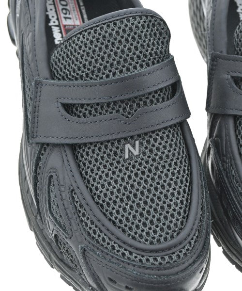 New Balance รองเท้าผ้าใบ