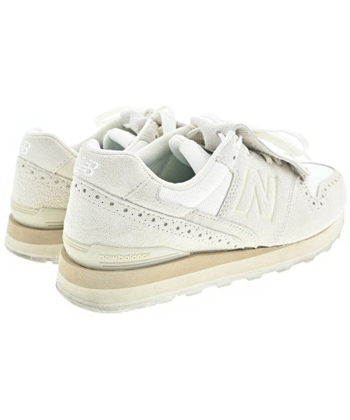New Balance รองเท้าผ้าใบ