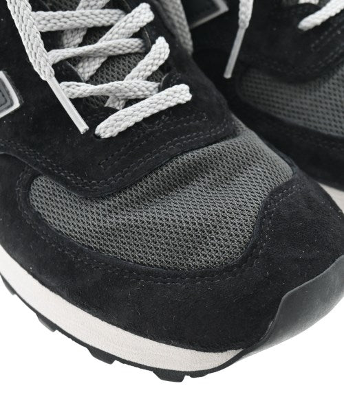 New Balance รองเท้าผ้าใบ