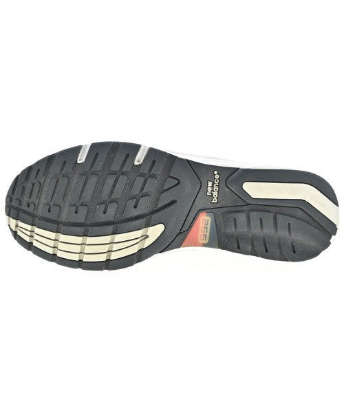 New Balance รองเท้าผ้าใบ