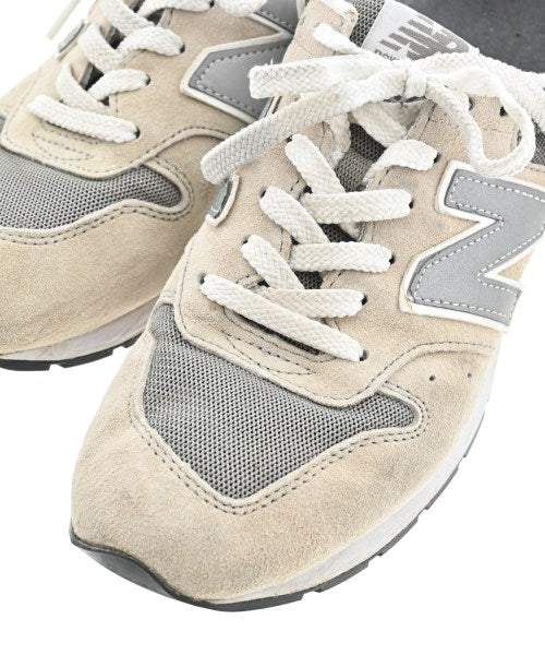 New Balance รองเท้าผ้าใบ