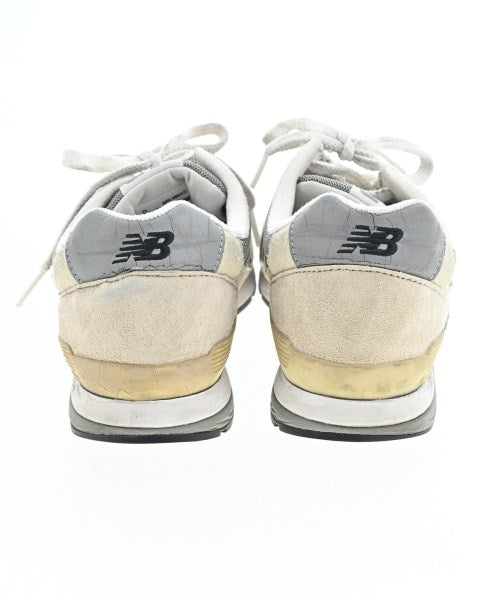 New Balance รองเท้าผ้าใบ