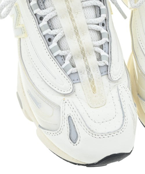 New Balance รองเท้าผ้าใบ