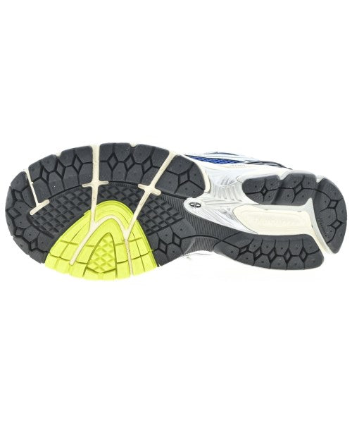 New Balance รองเท้าผ้าใบ