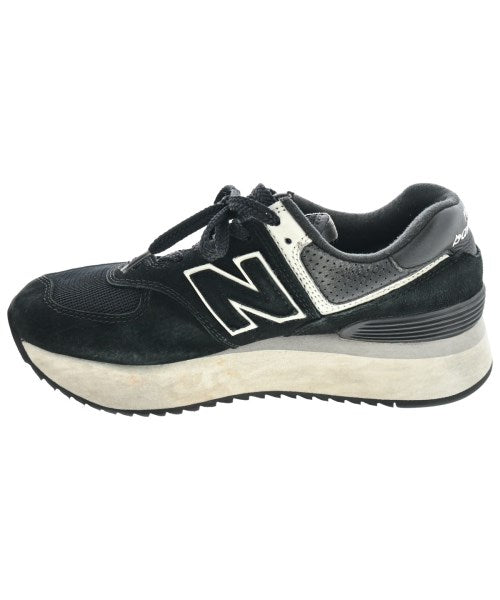 New Balance รองเท้าผ้าใบ