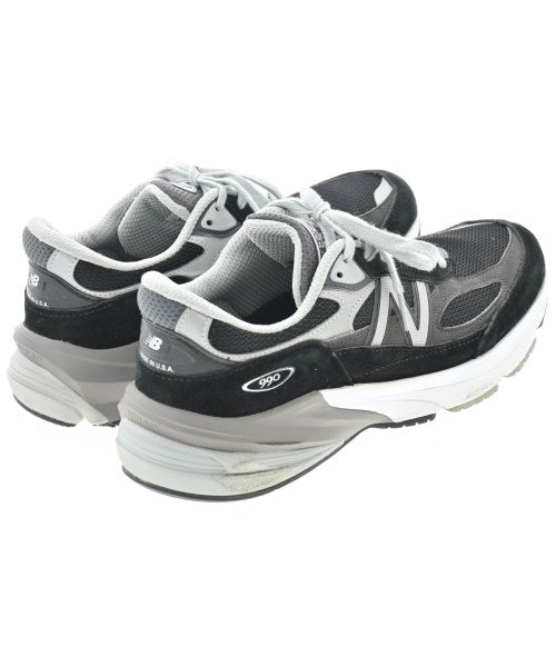 New Balance รองเท้าผ้าใบ