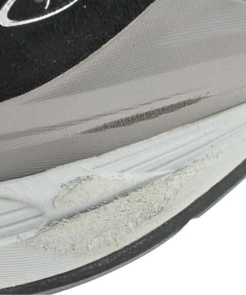 New Balance รองเท้าผ้าใบ