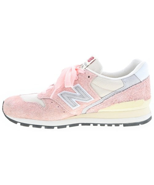 New Balance รองเท้าผ้าใบ