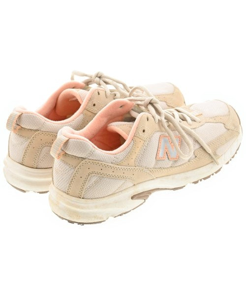 New Balance รองเท้าผ้าใบ