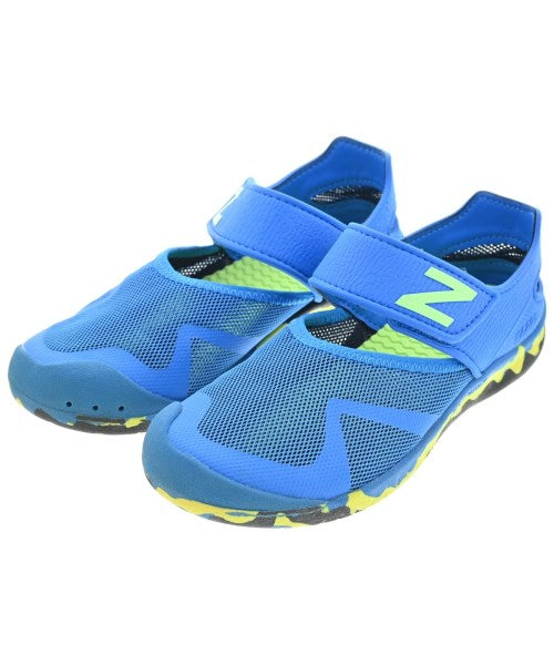 New Balance รองเท้าผ้าใบ