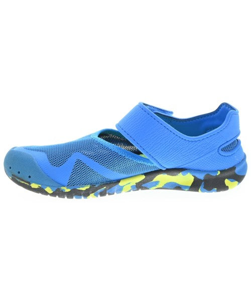 New Balance รองเท้าผ้าใบ